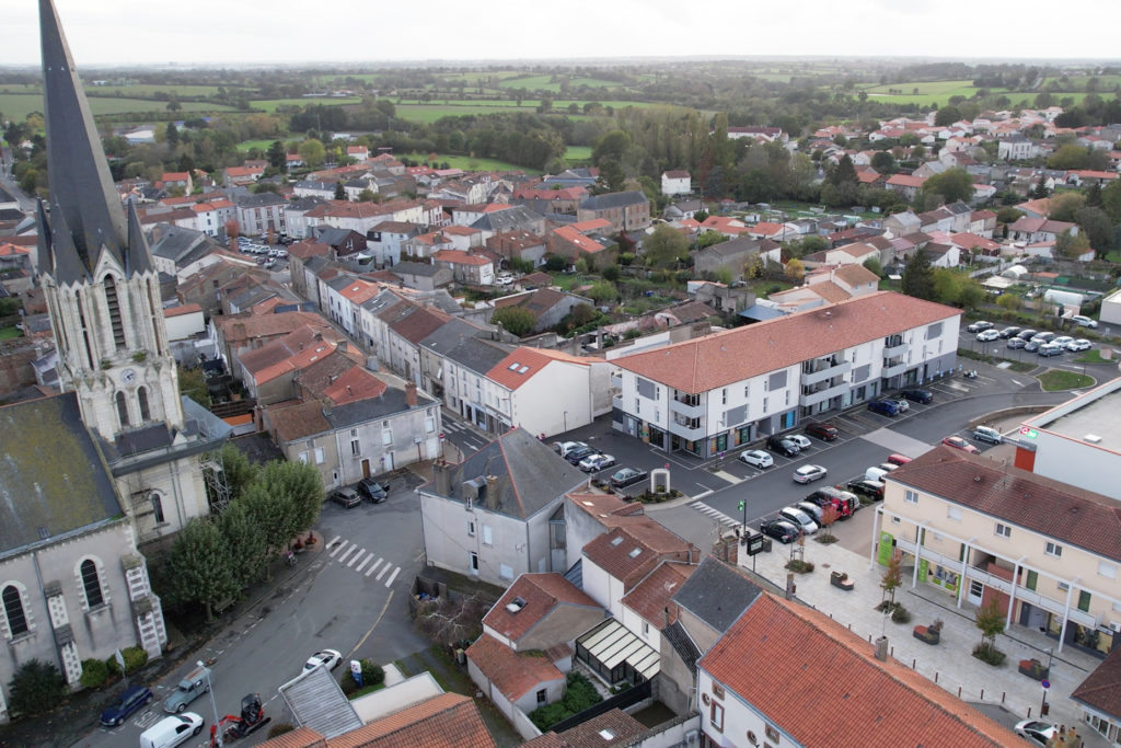 Vue drone du centre-bourd de Trémentine