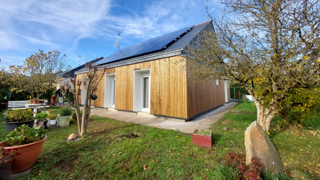 Réhabilitation EnergieSprong d'une maison à Juvardeil, façade arrière